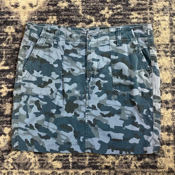 7 For All Mankind Blue and Gray Camo Cargo Skirt Size 12 - Camouflage - Picture 7 of 8